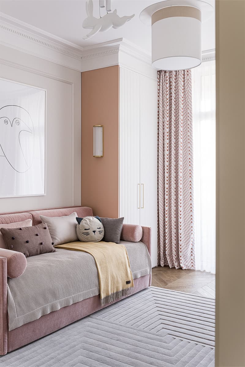 Эклектичный интерьер московской квартиры с яркими акцентами — проект Юлии Сафоновой