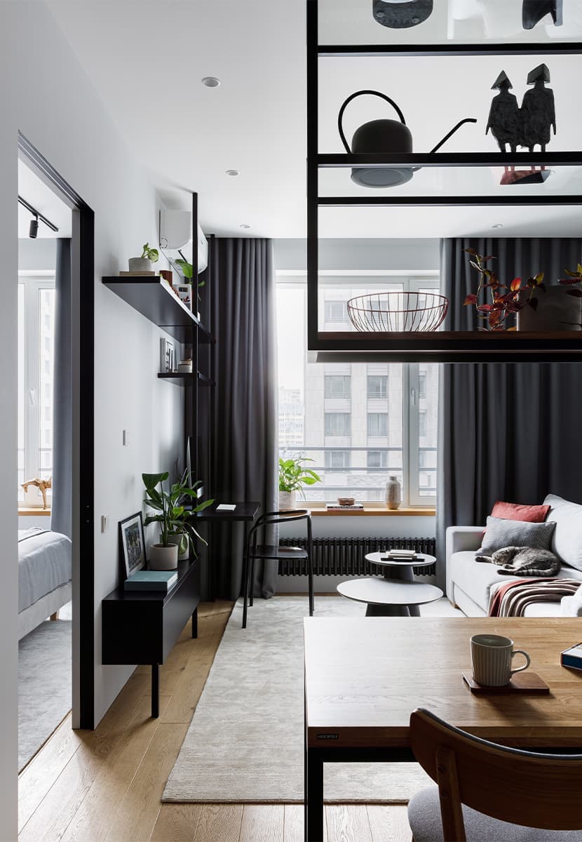 Обновленный интерьер квартиры с прямоугольной детской комнатой — проект студии DSGN HUB