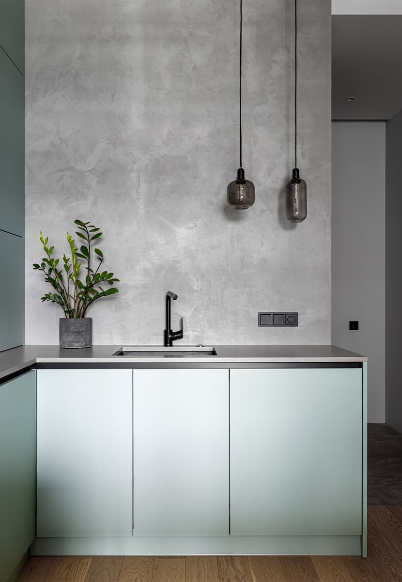 Обновленный интерьер квартиры с прямоугольной детской комнатой — проект студии DSGN HUB