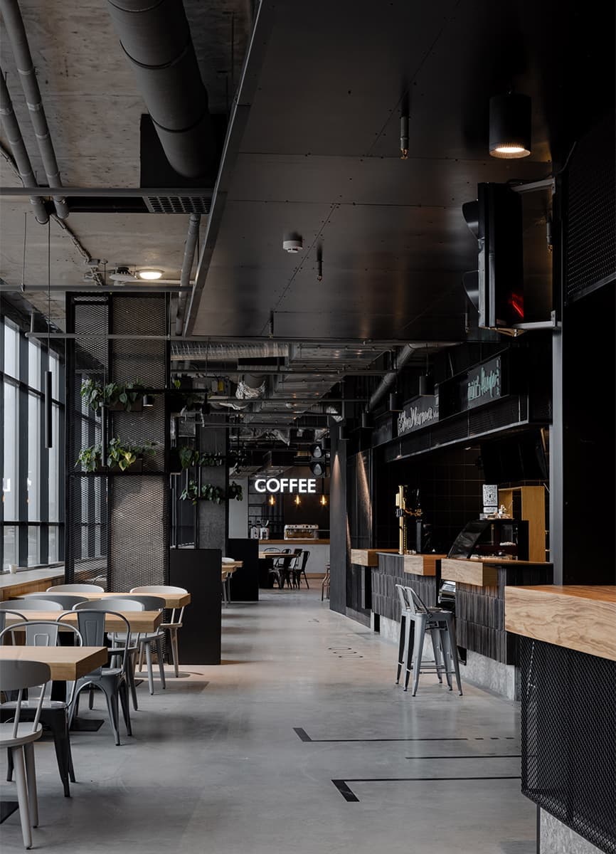 Брутальный интерьер фудмолла в минском торговом центре — проект DUDES architects