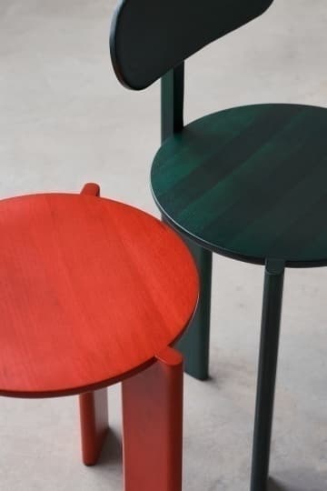 Бренд Artu выпустил коллекцию стульев по дизайну Studio Moritz Putzier