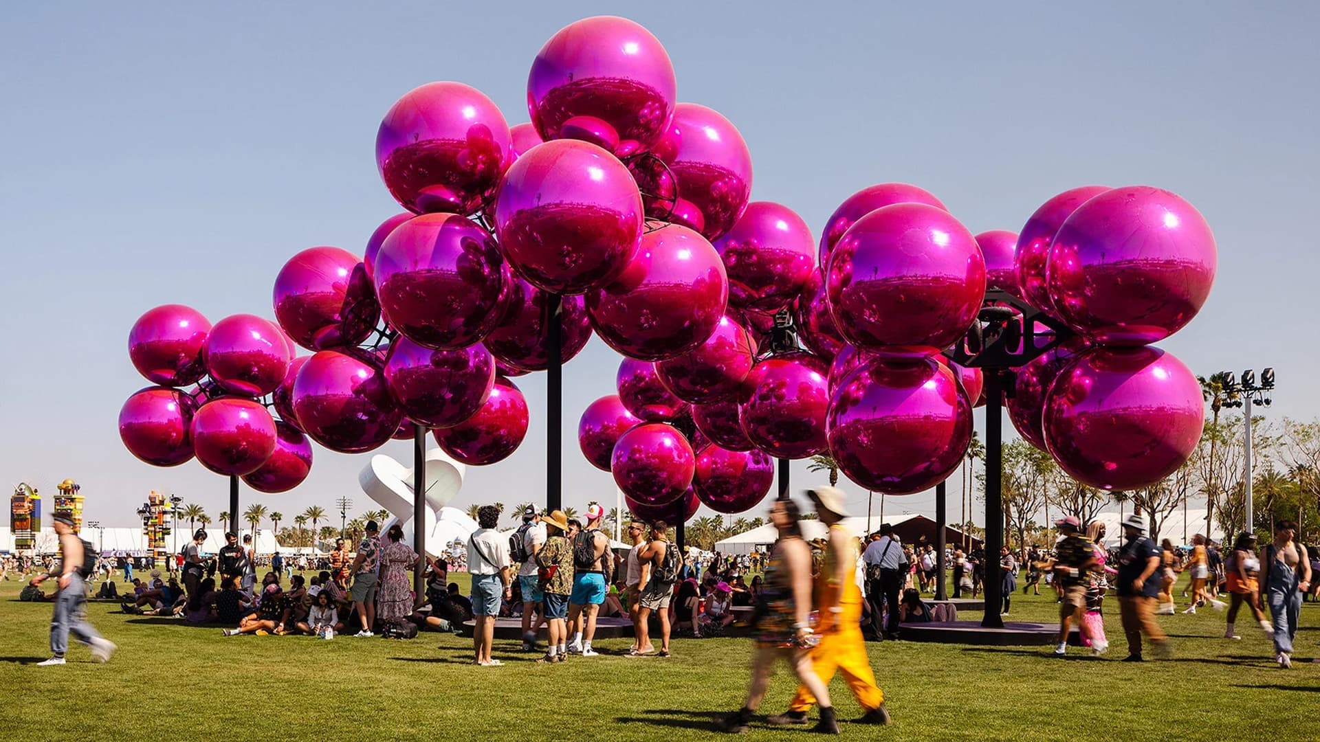 Арт, природа и диджитал: инсталляции фестиваля Coachella 2023