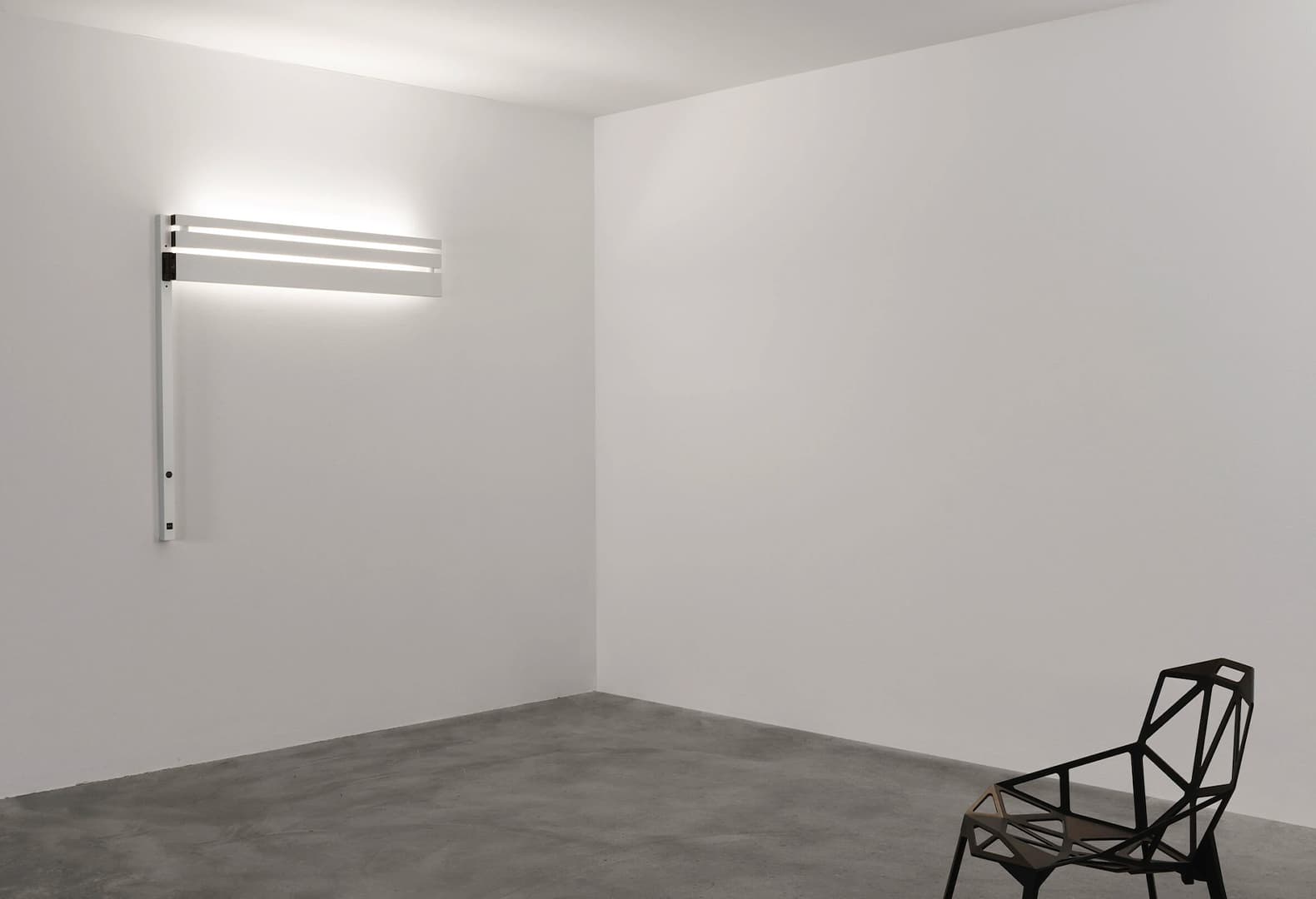 Euroluce 2023: Black Flag, Константин Грчич для Flos. Фото: Flos