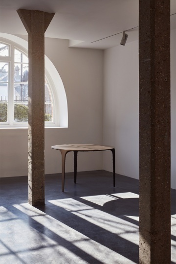 Дэвид Аджайе создал коллекцию бронзовой мебели для Carpenters Workshop Gallery