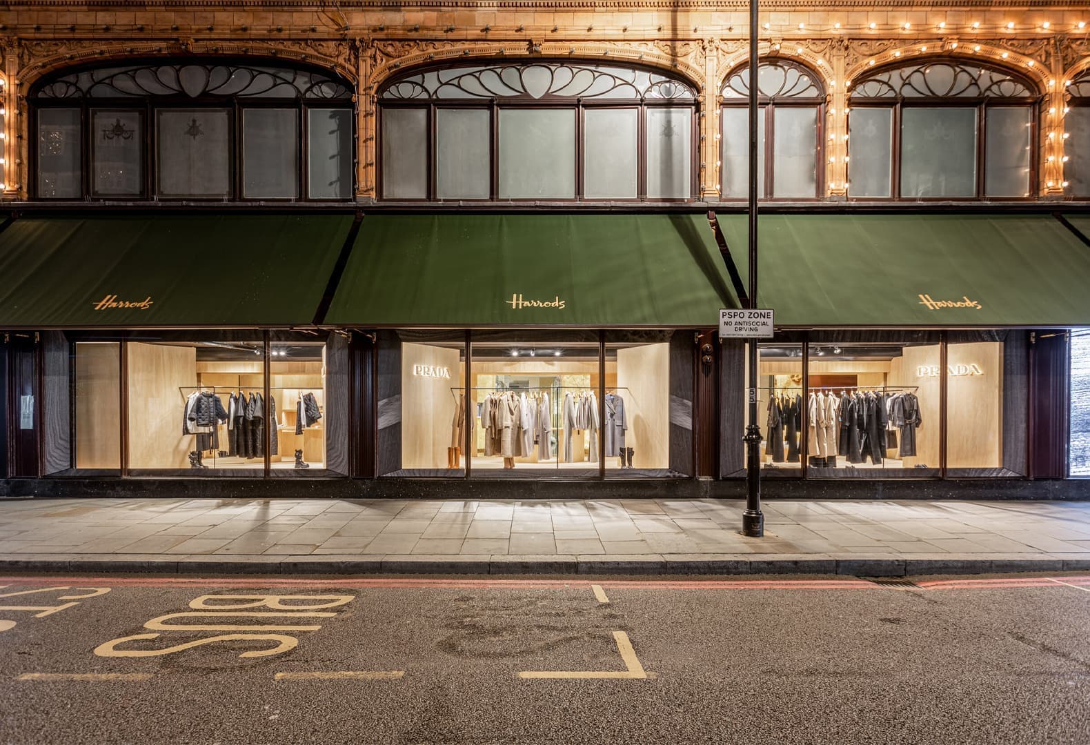 Геза Хансен: Prada Hideaway. Фото: Prada