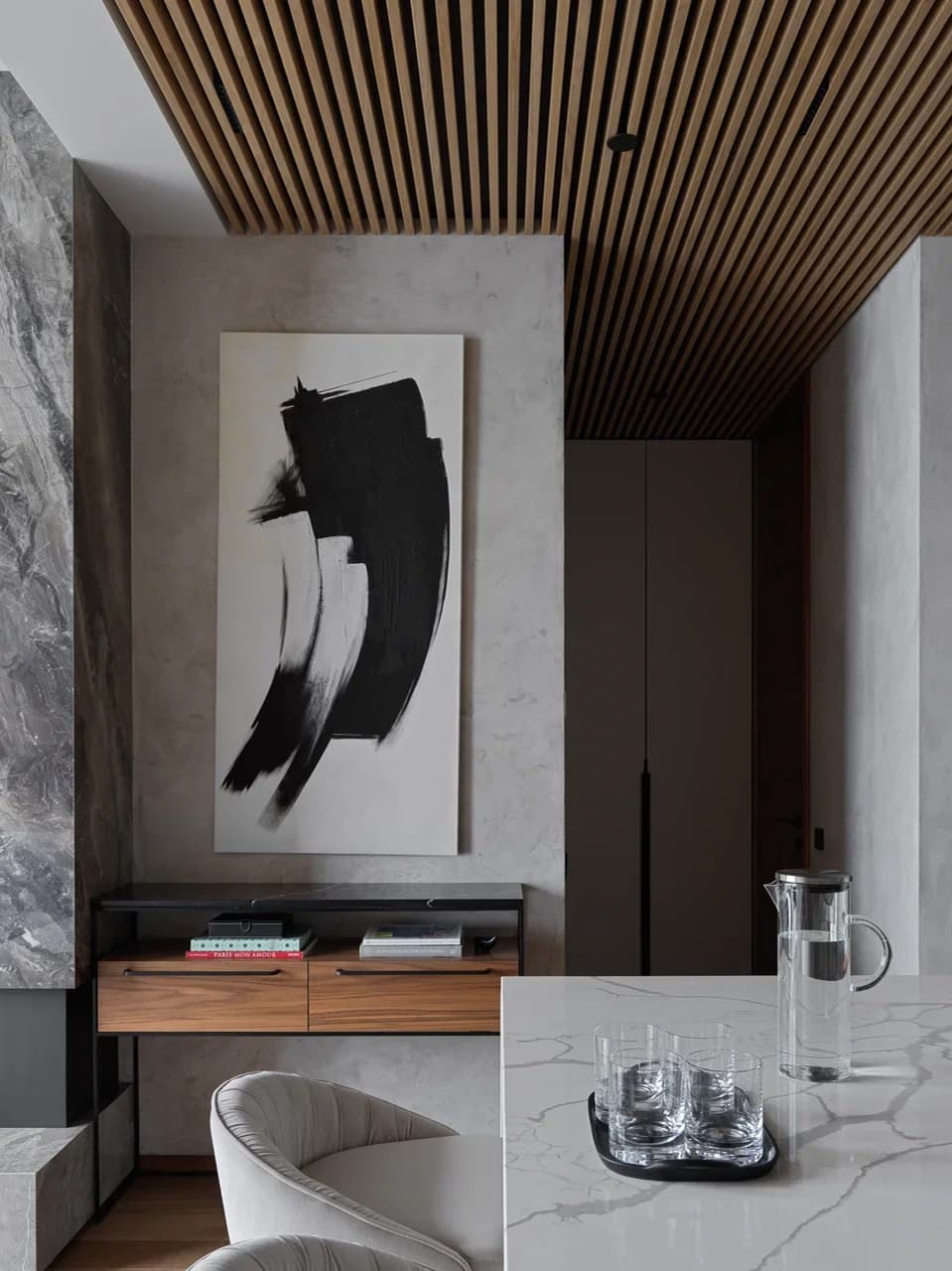 Натуральные материалы и чистота форм в гармоничном интерьере квартиры — проект бюро AR ARCHITECTS