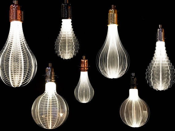 Гонконгские дизайнеры выпустили лампочки с лазерной гравировкой