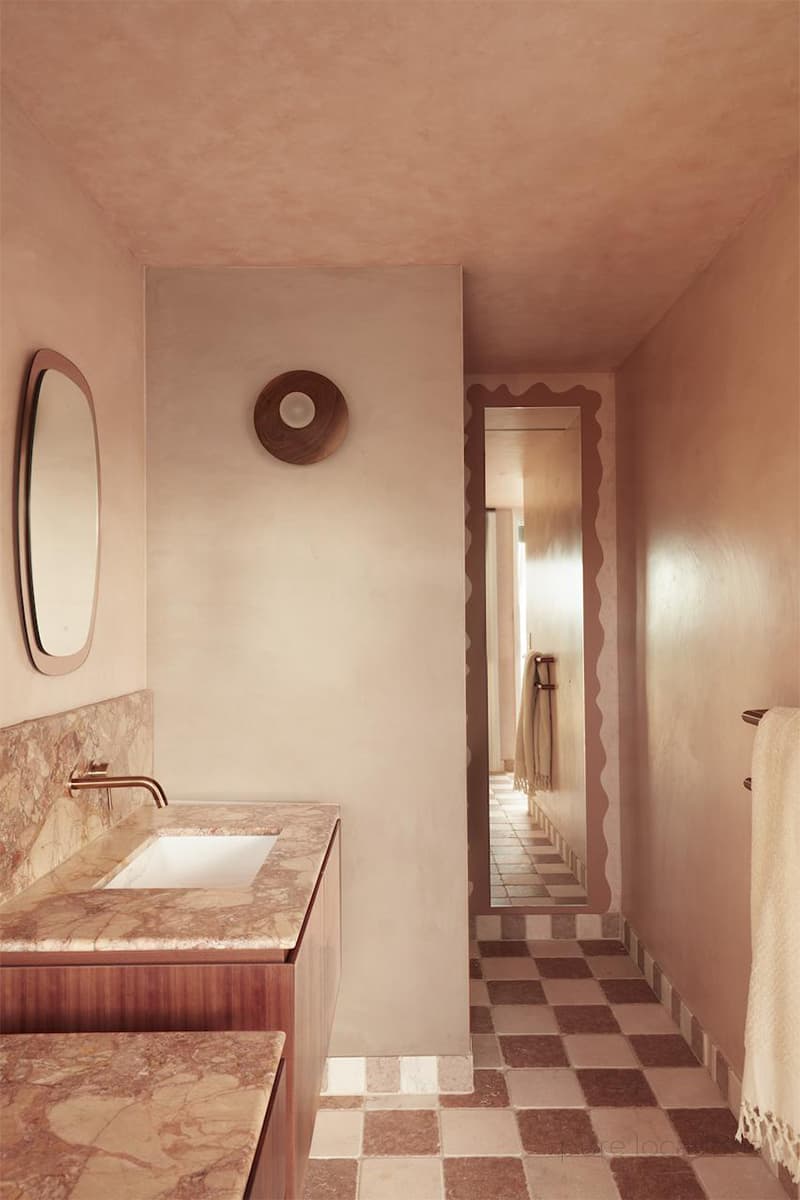 Терракотовые тона, беж и мрамор в интерьере австралийского коттеджа — проект YSG Studio