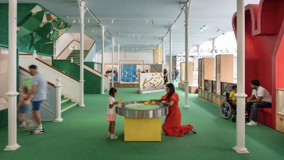 В Лондоне открылся музей для детей Young V&A