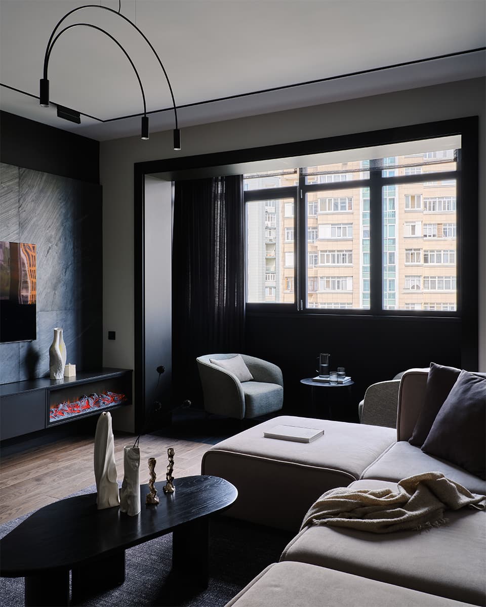 Оригинальный интерьер семейной квартиры в темных тонах — проект Анастасии Егоровой и Екатерины Моисеенко