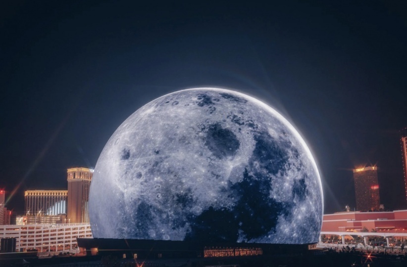 В Лас-Вегасе построили самое большое сферическое сооружение в мире