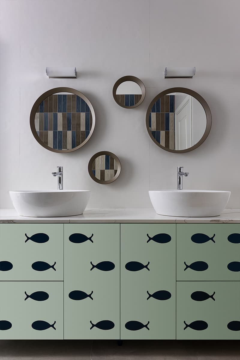 Глубокие тона и винтажная мебель в интерьере загородного дома — проект Надежды Ковалевой