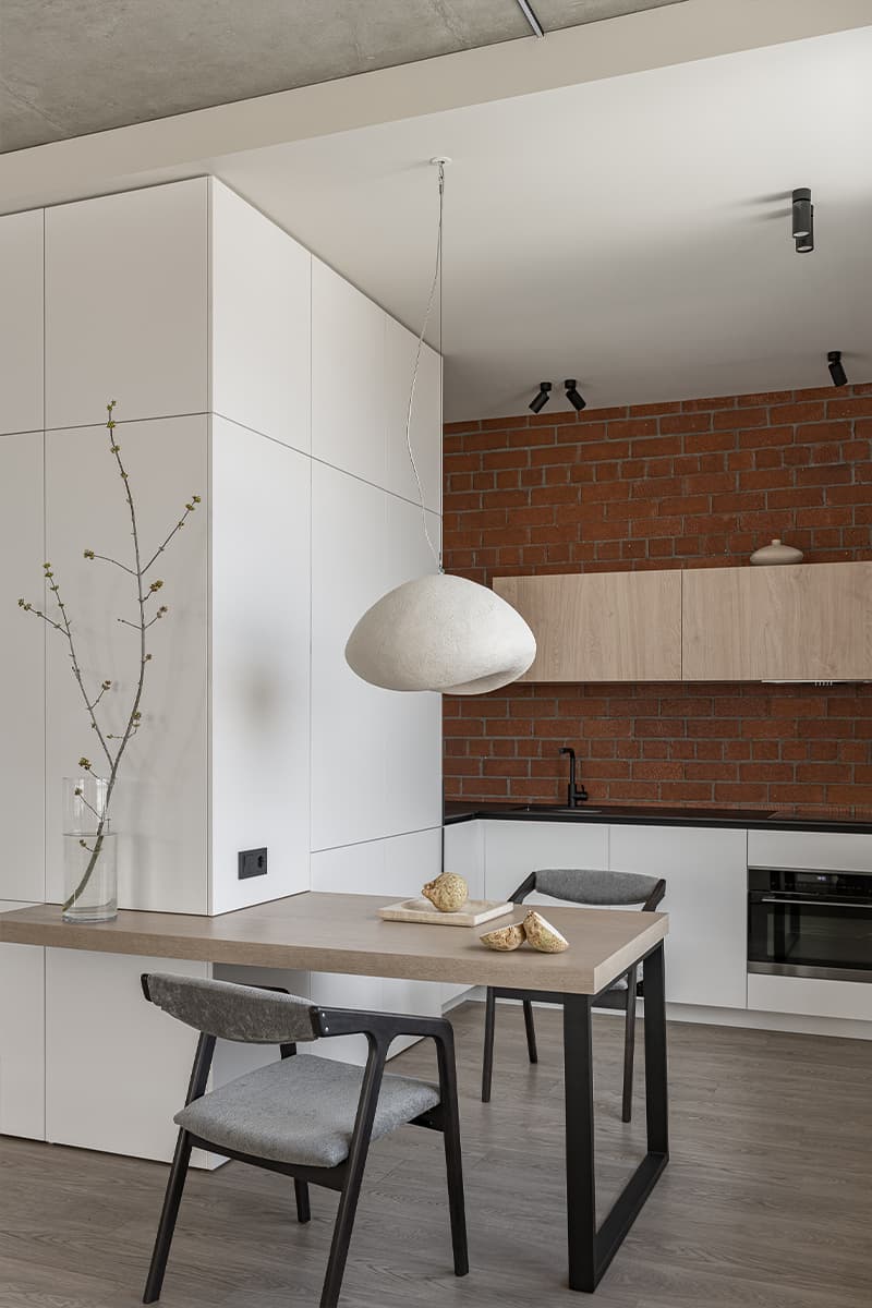 Светлый интерьер с продуманной атмосферой — проект студии ПРЕОБРАЗОВАТЕЛЬ