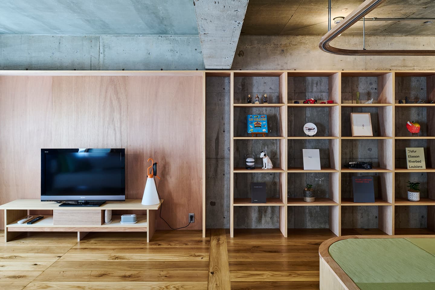 Японская квартира с подиумом под спальное место — проект Daiki Awaya